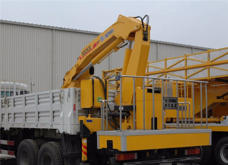 XCMG Official 5 ton truck mounted crane China mini Crane SQ5ZK2Q knuckle boom crane Price